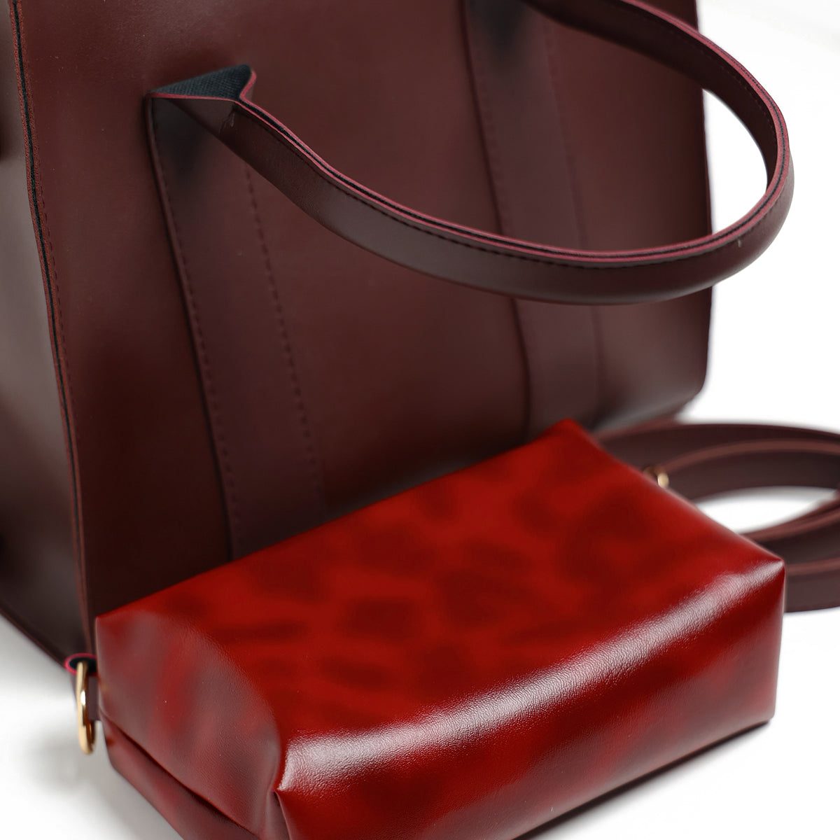Kelsi | Shoulder | Maroon - Bagonia