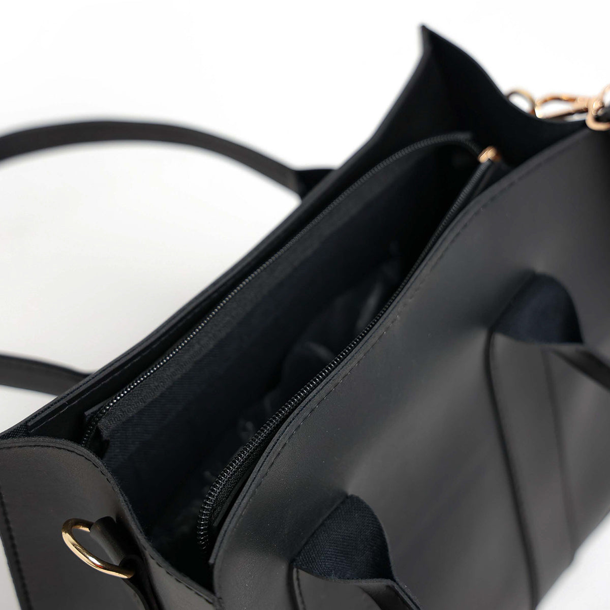 Kelsi | Shoulder | Black - Bagonia